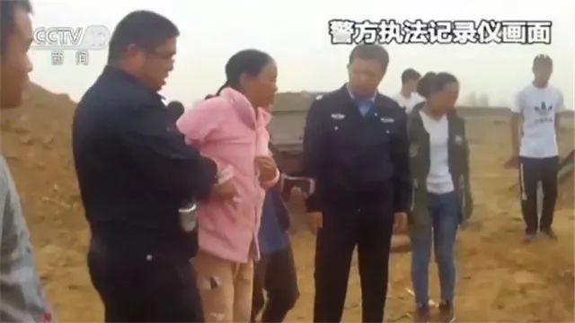 生董明珠揭露其真相最终沦为阶下囚AG真人平台“爱心妈妈”双面人(图8)